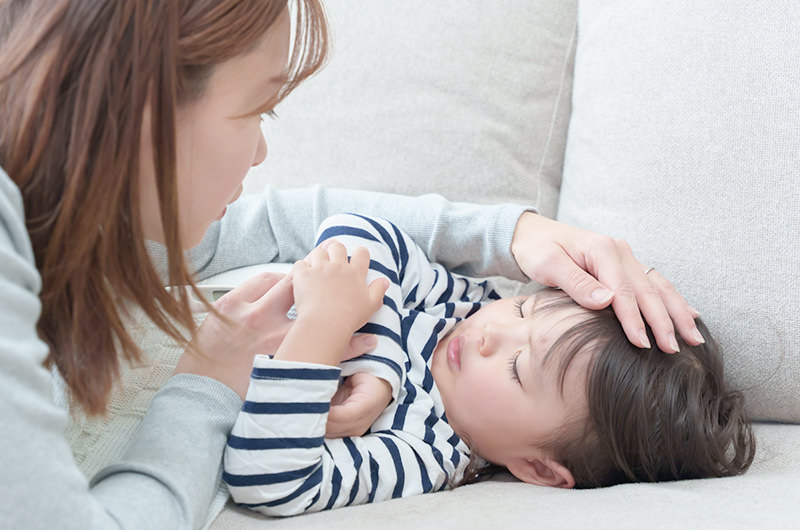 子どもの発熱の原因は？